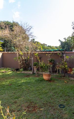Casa à venda com 320m², 3 quartos e sem vaga Casa à venda com 320m², 3 quartos e sem vagaÁrea comum
