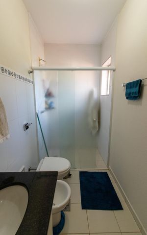 Casa à venda com 320m², 3 quartos e sem vaga Casa à venda com 320m², 3 quartos e sem vagaBanheiro Suíte