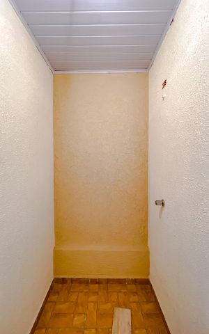 Casa à venda com 250m², 5 quartos e 3 vagasBanheiro de Serviço