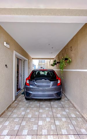 Casa à venda com 250m², 5 quartos e 3 vagasGaragem