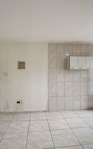 Casa para alugar com 40m², 1 quarto e sem vaga Casa para alugar com 40m², 1 quarto e sem vagaStudio
