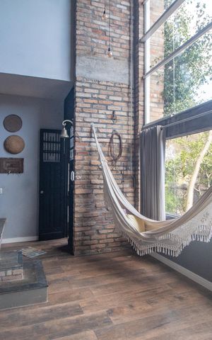 Casa à venda com 312m², 3 quartos e 3 vagas Casa à venda com 312m², 3 quartos e 3 vagasSala