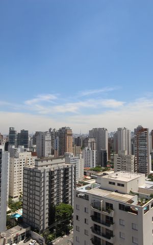 Apartamento à venda com 314m², 3 quartos e 4 vagasVista