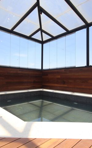 Apartamento à venda com 314m², 3 quartos e 4 vagasPiscina