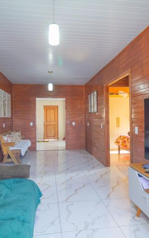Casa à venda com 100m², 2 quartos e 1 vaga Casa à venda com 100m², 2 quartos e 1 vagaSala