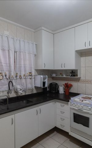 Casa de condomínio à venda com 117m², 2 quartos e 2 vagas Casa de condomínio à venda com 117m², 2 quartos e 2 vagasCozinha