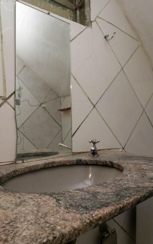 Casa à venda com 54m², 1 quarto e 1 vagaBanheiro
