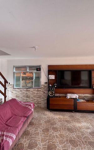 Casa à venda com 110m², 3 quartos e 1 vaga Casa à venda com 110m², 3 quartos e 1 vagaSala