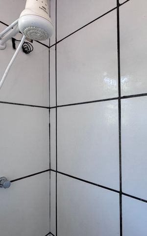 Casa à venda com 110m², 3 quartos e 1 vaga Casa à venda com 110m², 3 quartos e 1 vagaSuite 2 - Banheiro