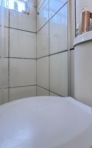 Casa à venda com 110m², 3 quartos e 1 vaga Casa à venda com 110m², 3 quartos e 1 vagaSuite 1 - Banheiro