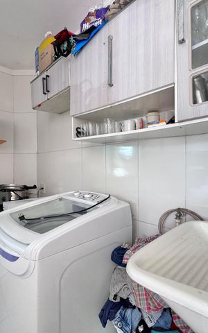 Casa à venda com 110m², 3 quartos e 1 vaga Casa à venda com 110m², 3 quartos e 1 vagaCozinha e Área de Serviço
