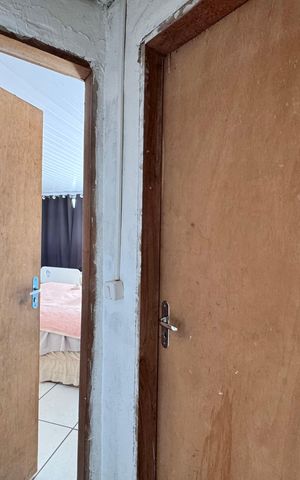 Casa à venda com 110m², 3 quartos e 1 vaga Casa à venda com 110m², 3 quartos e 1 vagaCorredor