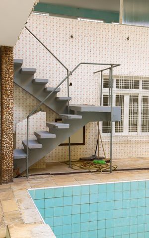 Casa à venda com 341m², 4 quartos e 4 vagas Casa à venda com 341m², 4 quartos e 4 vagasÁrea Privativa