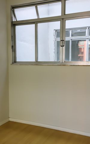 Casa à venda com 341m², 4 quartos e 4 vagas Casa à venda com 341m², 4 quartos e 4 vagasQuarto 1