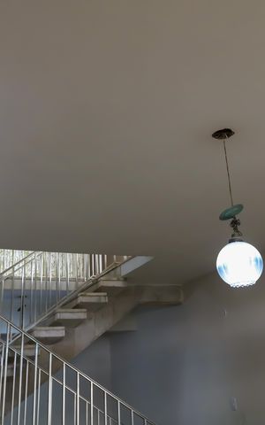 Casa à venda com 341m², 4 quartos e 4 vagas Casa à venda com 341m², 4 quartos e 4 vagasSala