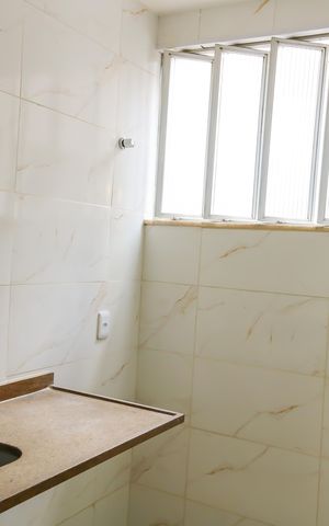 Casa à venda com 341m², 4 quartos e 4 vagas Casa à venda com 341m², 4 quartos e 4 vagasCozinha