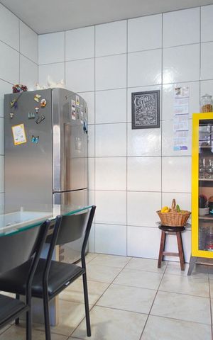 Casa à venda com 265m², 4 quartos e 4 vagasCozinha