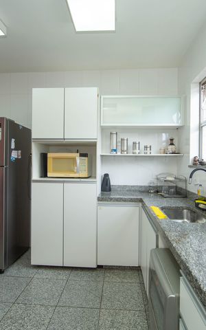 Apartamento à venda com 118m², 3 quartos e 2 vagasCOZINHA