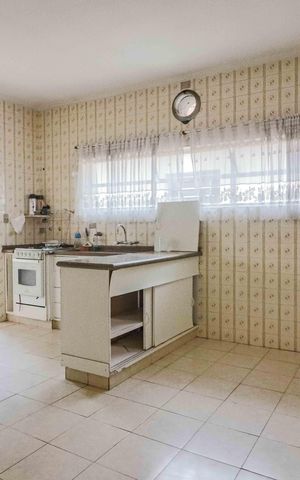 Casa à venda com 254m², 3 quartos e 6 vagasCozinha