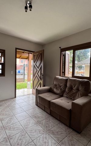 Casa à venda com 125m², 3 quartos e 1 vaga Casa à venda com 125m², 3 quartos e 1 vagaSala