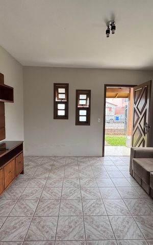 Casa à venda com 125m², 3 quartos e 1 vaga Casa à venda com 125m², 3 quartos e 1 vagaSala
