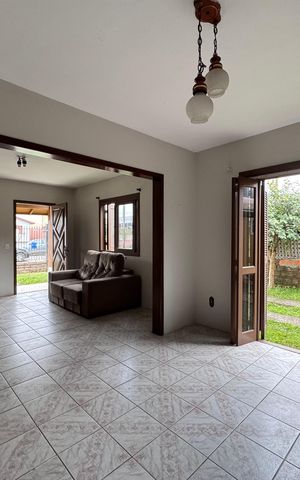 Casa à venda com 125m², 3 quartos e 1 vaga Casa à venda com 125m², 3 quartos e 1 vagaSala
