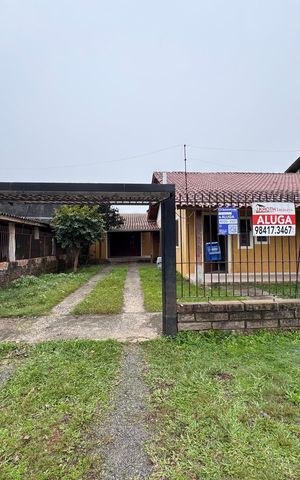 Casa à venda com 125m², 3 quartos e 1 vaga Casa à venda com 125m², 3 quartos e 1 vagaFachada + Plaquinha