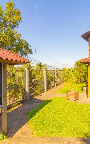Casa à venda com 250m², 4 quartos e 2 vagas Casa à venda com 250m², 4 quartos e 2 vagasJardim