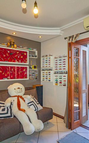 Casa à venda com 250m², 4 quartos e 2 vagas Casa à venda com 250m², 4 quartos e 2 vagasQuarto 3