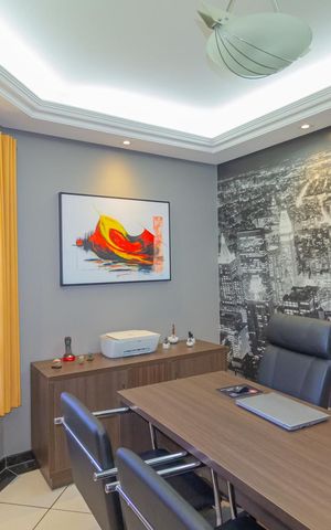 Casa à venda com 250m², 4 quartos e 2 vagas Casa à venda com 250m², 4 quartos e 2 vagasEscritório/Quarto 1