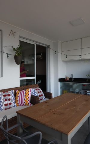 Apartamento para alugar com 66m², 2 quartos e 1 vagaVaranda