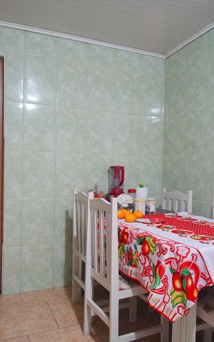 Casa à venda com 90m², 3 quartos e 2 vagasCozinha