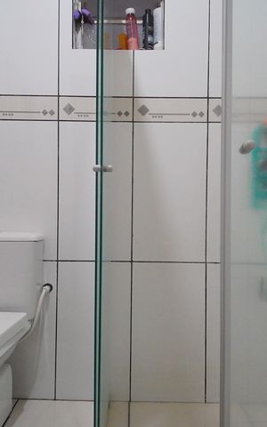 Casa à venda com 90m², 3 quartos e 2 vagasBanheiro