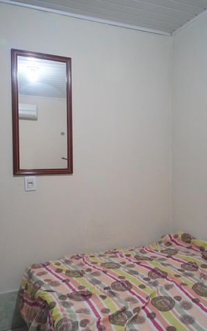 Casa à venda com 90m², 3 quartos e 2 vagasQuarto 2