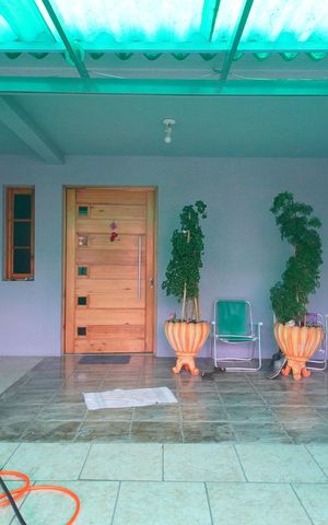 Casa à venda com 90m², 3 quartos e 2 vagasGaragem