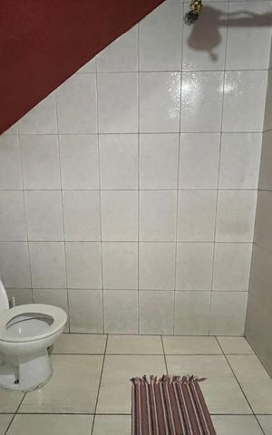 Casa à venda com 330m², 3 quartos e 7 vagas Casa à venda com 330m², 3 quartos e 7 vagasBanheiro 3