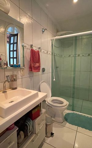 Casa à venda com 330m², 3 quartos e 7 vagas Casa à venda com 330m², 3 quartos e 7 vagasBanheiro/Suite