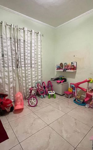 Casa à venda com 330m², 3 quartos e 7 vagas Casa à venda com 330m², 3 quartos e 7 vagasQuarto 1