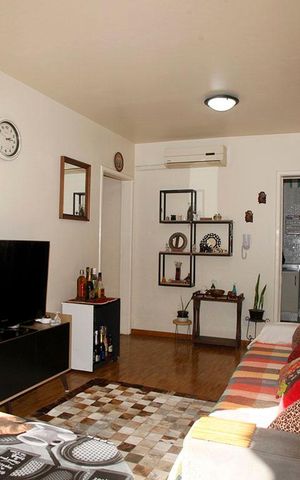 Apartamento à venda com 68m², 2 quartos e sem vagaSala