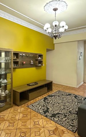 Apartamento à venda com 93m², 3 quartos e sem vaga Apartamento à venda com 93m², 3 quartos e sem vagaSala