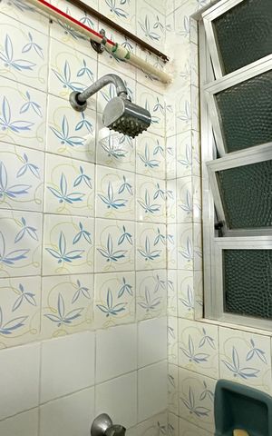 Apartamento à venda com 93m², 3 quartos e sem vaga Apartamento à venda com 93m², 3 quartos e sem vagaBanheiro Social