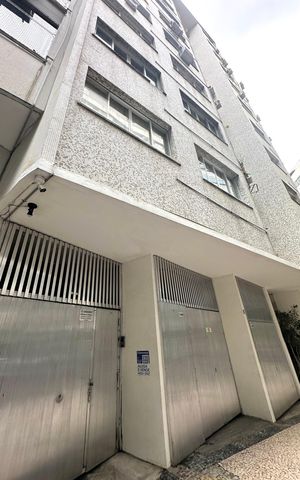 Apartamento à venda com 93m², 3 quartos e sem vaga Apartamento à venda com 93m², 3 quartos e sem vagaFachada