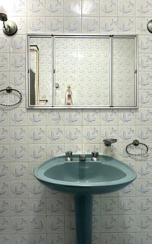 Apartamento à venda com 93m², 3 quartos e sem vaga Apartamento à venda com 93m², 3 quartos e sem vagaBanheiro Social