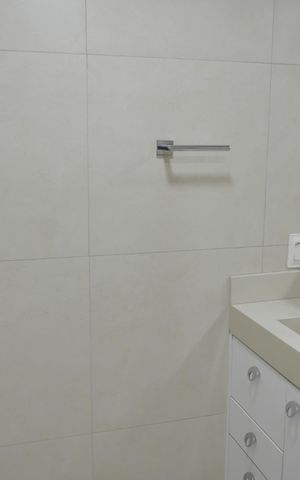Apartamento à venda com 49m², 2 quartos e 1 vagaBanheiro Social