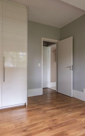 Apartamento à venda com 152m², 3 quartos e sem vaga Apartamento à venda com 152m², 3 quartos e sem vagaSuíte 1