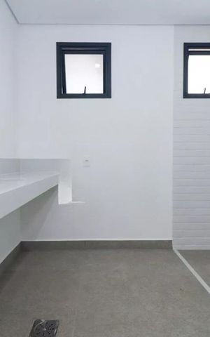 Casa de condomínio à venda com 548m², 4 quartos e 4 vagas