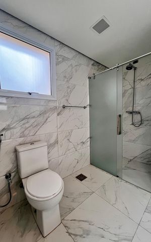 Apartamento à venda com 186m², 3 quartos e 3 vagas Apartamento à venda com 186m², 3 quartos e 3 vagasBanheiro Suíte 2