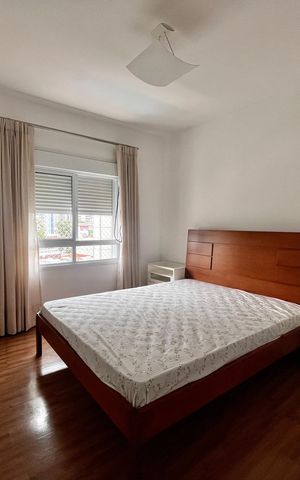 Apartamento à venda com 186m², 3 quartos e 3 vagas Apartamento à venda com 186m², 3 quartos e 3 vagasQuarto Suíte 2
