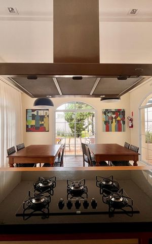 Apartamento à venda com 186m², 3 quartos e 3 vagas Apartamento à venda com 186m², 3 quartos e 3 vagasEspaço Gourmet