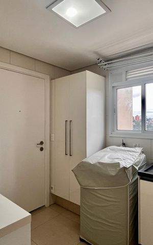 Apartamento à venda com 186m², 3 quartos e 3 vagas Apartamento à venda com 186m², 3 quartos e 3 vagasÁrea de Serviço